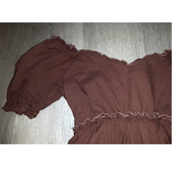 Max & Ash - Picture 2 of 6